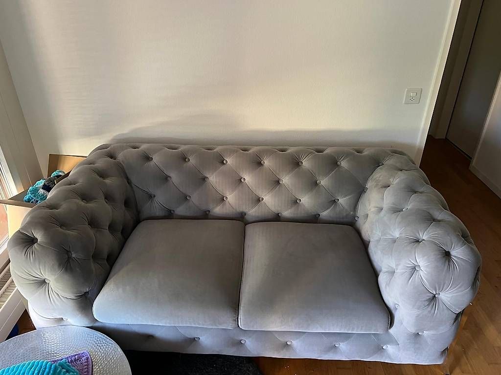 Divani: Chesterfield 2er Sofa  – Usato da Möhlin venduto da hue_6zfd