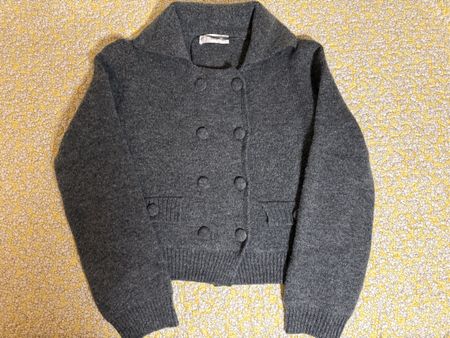 Strickjacke Mango grau zweireihig Grösse S guter Zustand