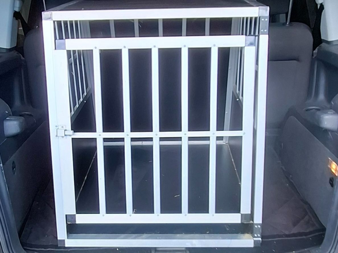 Käfige, Transport & Sicherheit: Hundebox Aluminium – Gebraucht aus Kleindietwil von u7h6