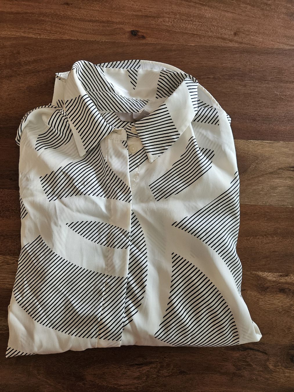 H&M Blusen: Damenbluse S – Gebraucht aus Wattwil von Belinda98 1