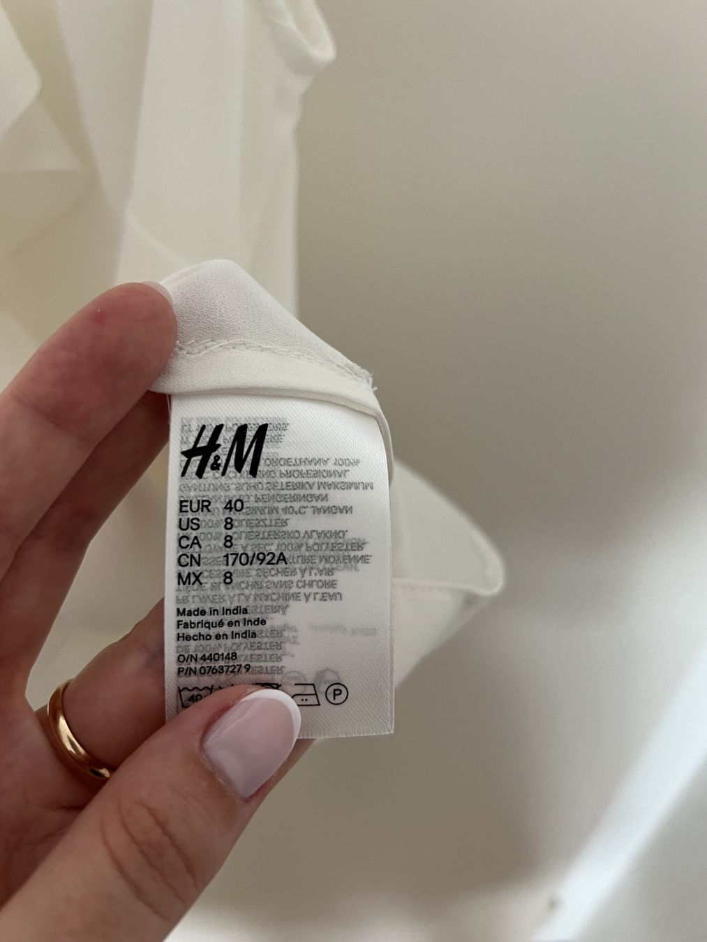 H&M Top: Top H&M White EUR 40 – Usato da Horgen venduto da linuxrp 3