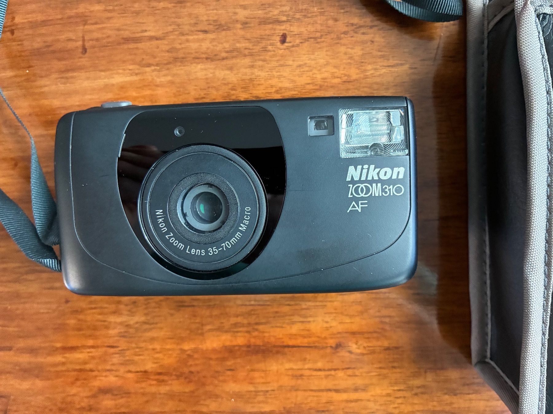 Nikon Fotocamera: Fotokamera NIKON ZOOM 310 AF automatic – Usato da St.Gallen venduto da Leerer