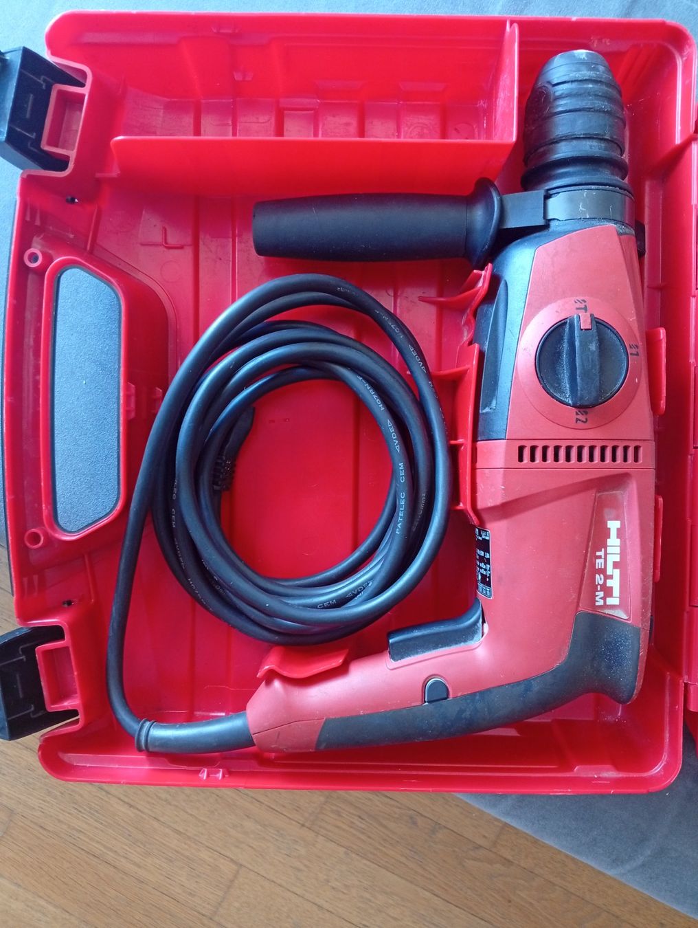 Hilti Trapani: Hilti schlagbohrmaschine – Usato da Oberengstringen venduto da stu_l6rn 1