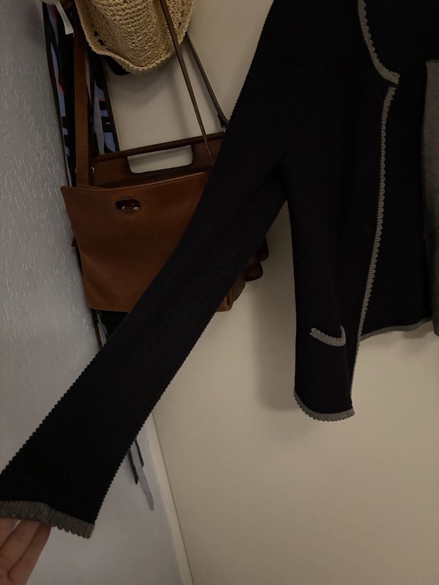 Giacche: Blaue Strickjacke – Usato da Olten venduto da edona_muslija 2