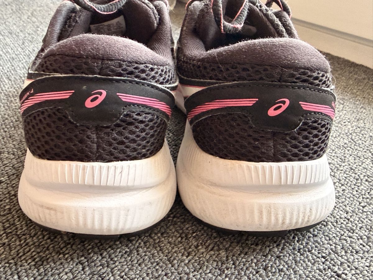 Asics Scarpe da uomo: Asics Gel-Windhawk 4, Taille 36  – Usato da Bulle venduto da LeMoleson 2