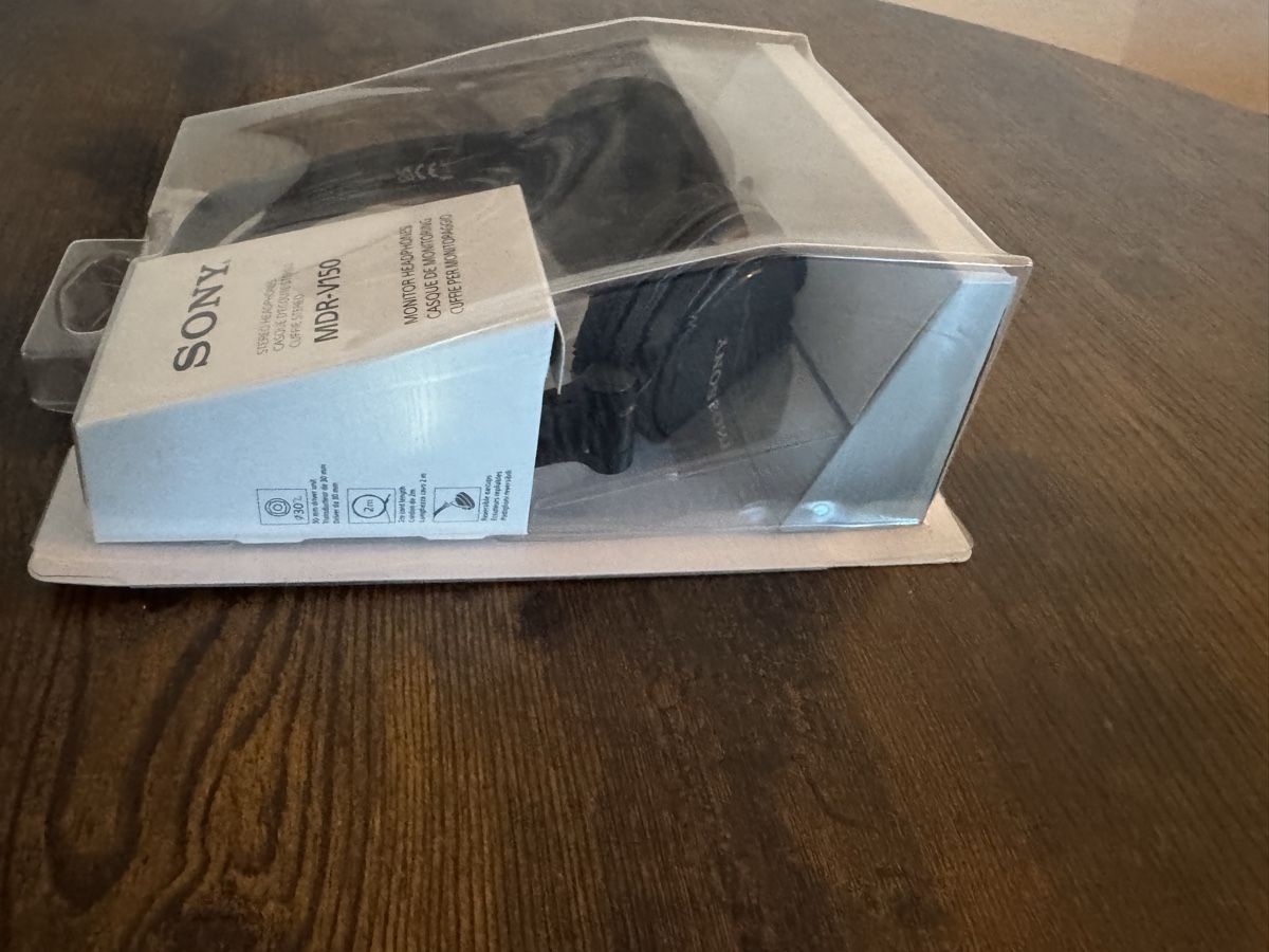 Sony Cuffie: Sony mdr-v150 dj kopfhörer – Nuovo e nell'imballaggio originale da Zunzgen venduto da milesdavis76 2