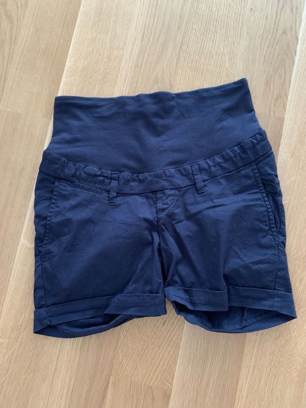 H&M Hosen: Umstandsshorts H&M Gr. 34 – Neu (gemäss Beschreibung) aus Dinhard von PS83