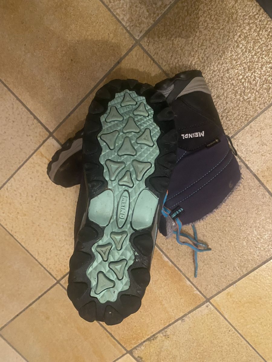 Meindl Scarpe per ragazzi: Chaussures doublées Meindl gr 35 – Usato da Le Noirmont venduto da Chreeba 2
