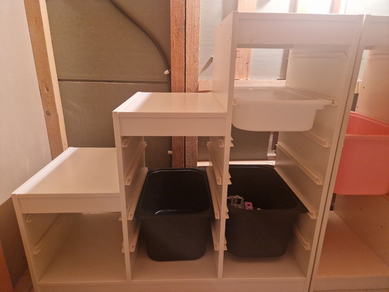 Ikea Contenitori & Simili: Ikea 3x Regal weiss mit Boxen  – Usato da Wallisellen venduto da GCR01 1