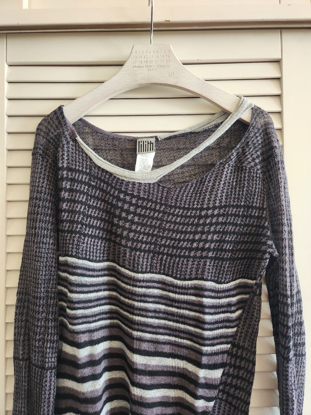 Lilith Maglioni & Felpe: Pull Lilith très beau. Taille M – Nuovo (secondo la descrizione) da Lausanne venduto da man_rw9q 1