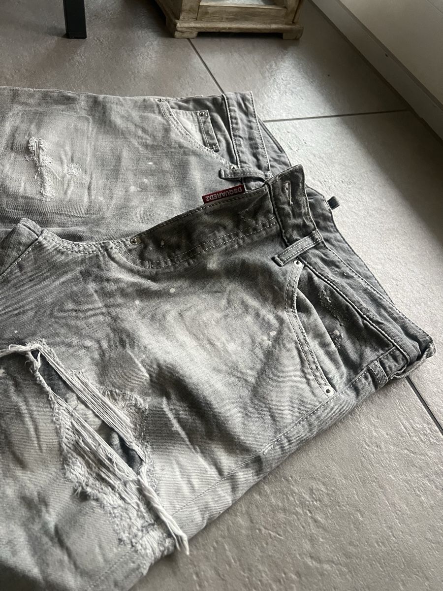 Dsquared2 Jeans: Dsquared2 jeans uomo 48 – Gebraucht aus Mendrisio von fly_9wzx