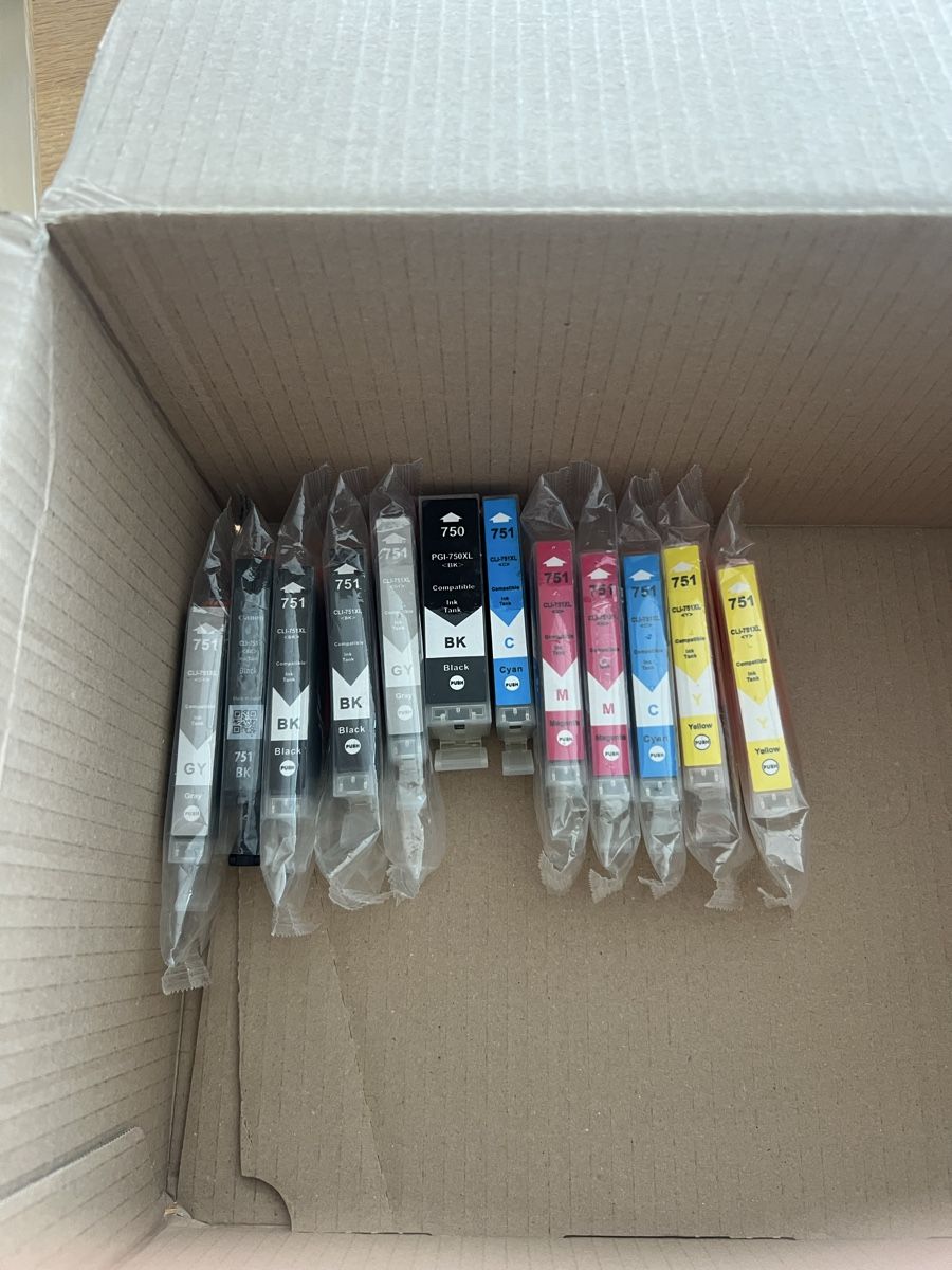 Canon Druckerpatronen & Toner: Canon Cli 750/751 TintenPatrone – Neu und originalverpackt aus Kilchberg ZH von chrishowald