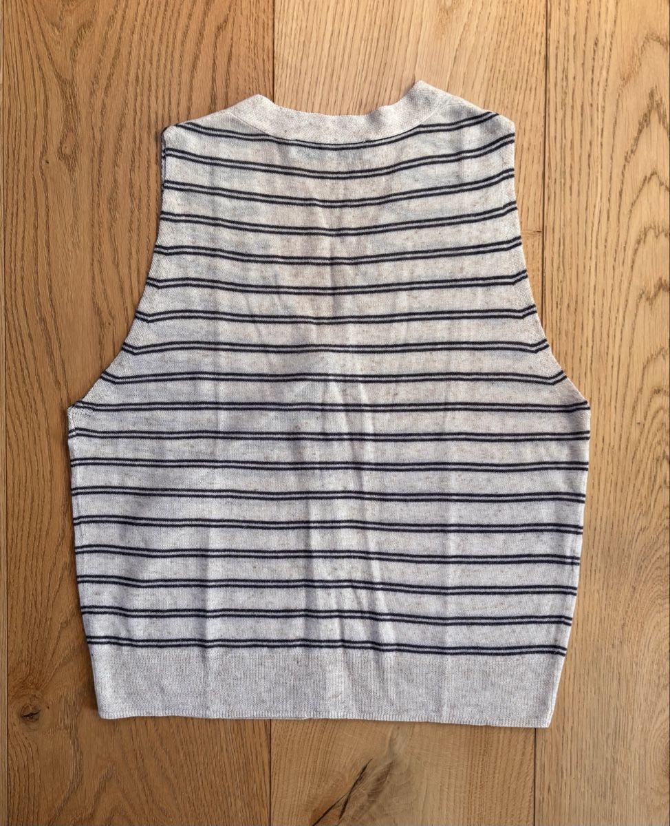 Mango Top: Mango knit summer vest  – Nuovo (secondo la descrizione) da Kilchberg ZH venduto da ben_pc68 2