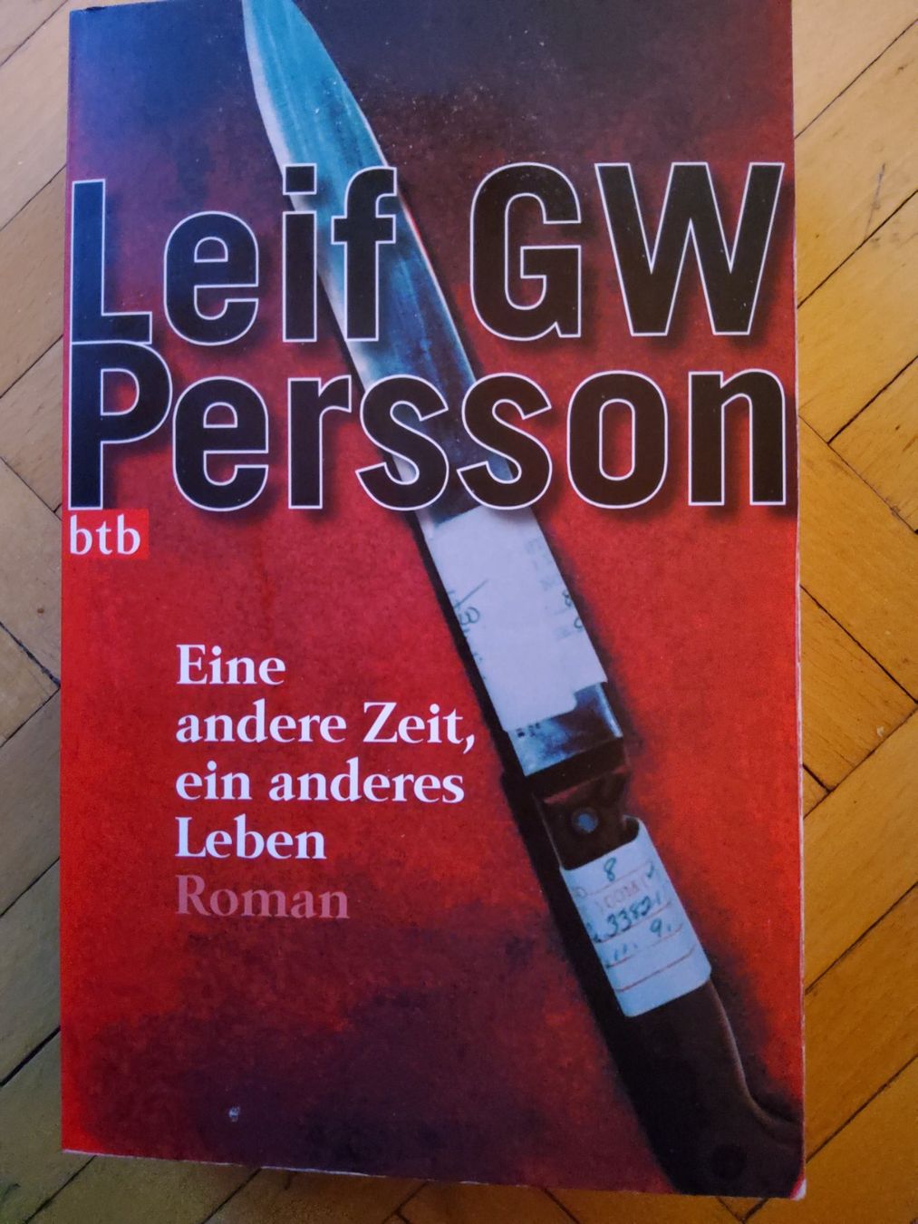 Libri: Leif GW Persson    Eine andere Zeit,  ein anderes Leben – Usato da Arosa venduto da horseracing