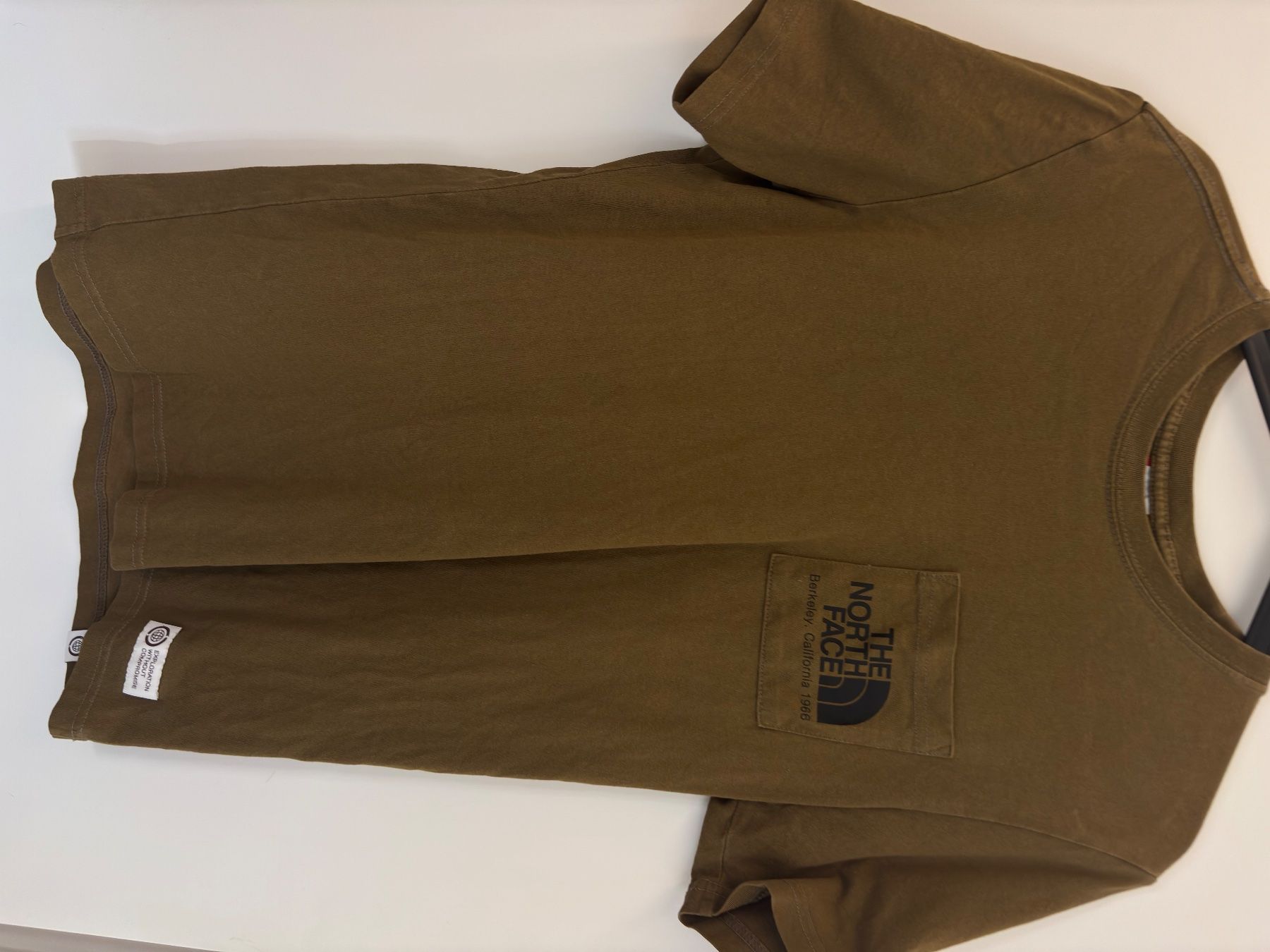 North Face T-shirts: The North Face T-Shirt - S – D'occasion à Engelberg par mrn4