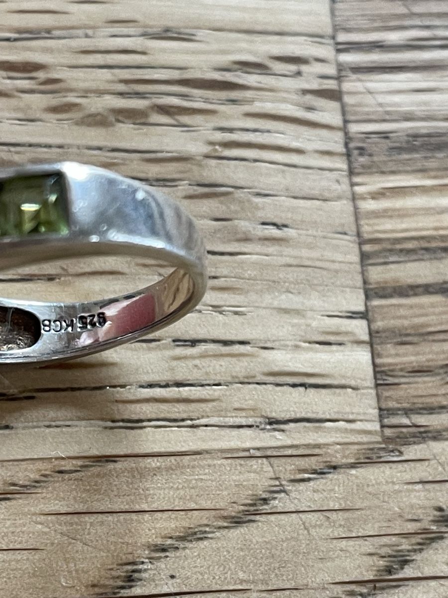 Anelli: Ring 925 mit grünen Steinen – Usato da Flawil venduto da Naphtali 2