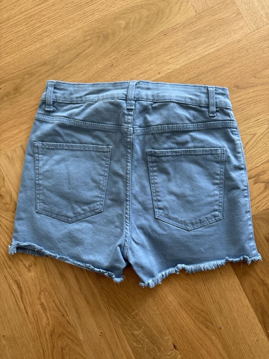H&M Hosen: Shorts von H&M, Grösse 158/164 – Neu (gemäss Beschreibung) aus Wohlen AG von Michi761 1