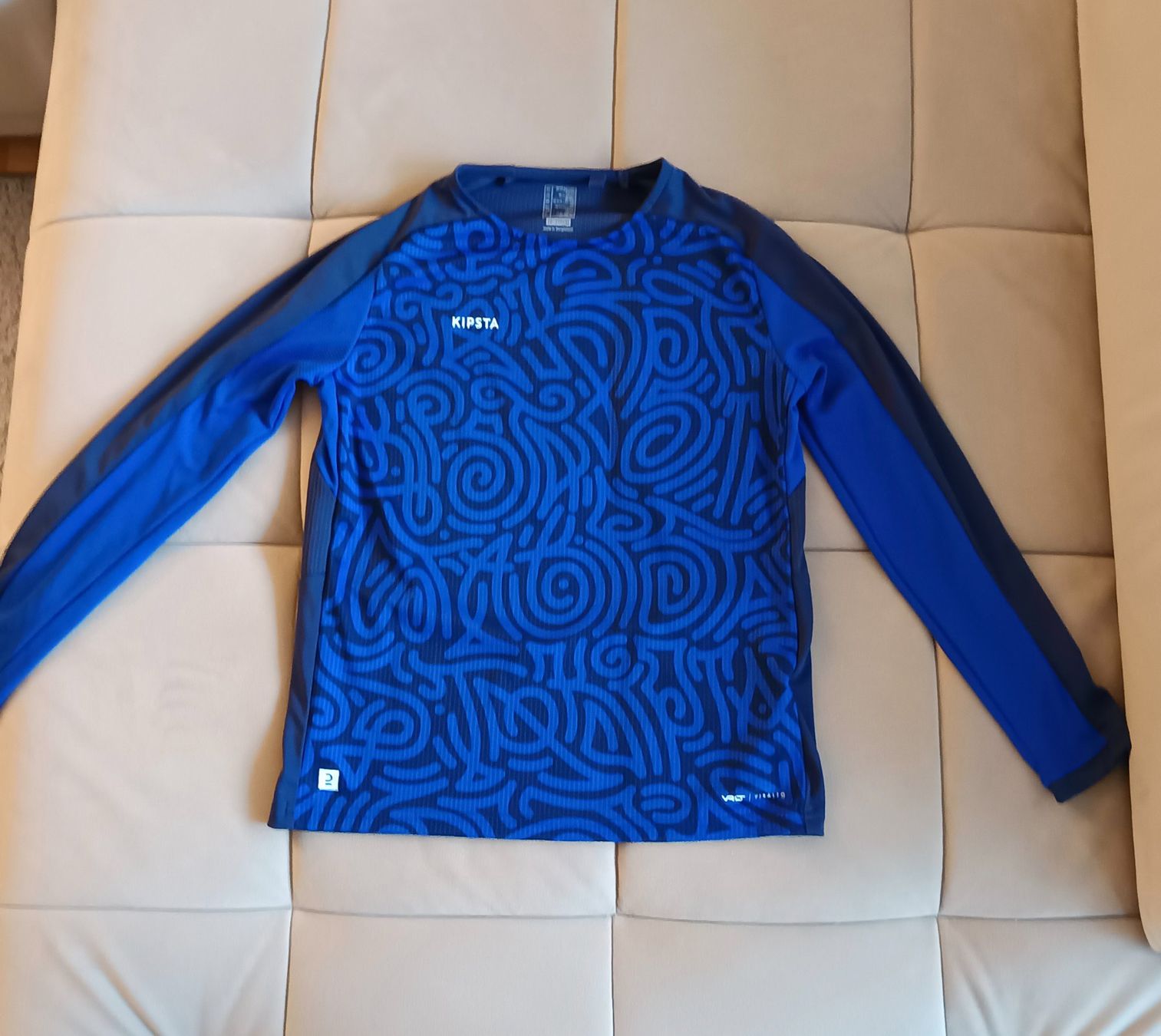 Decathlon Survêtements: Langarm Trainingshirt – D'occasion à Benglen par Jumanah