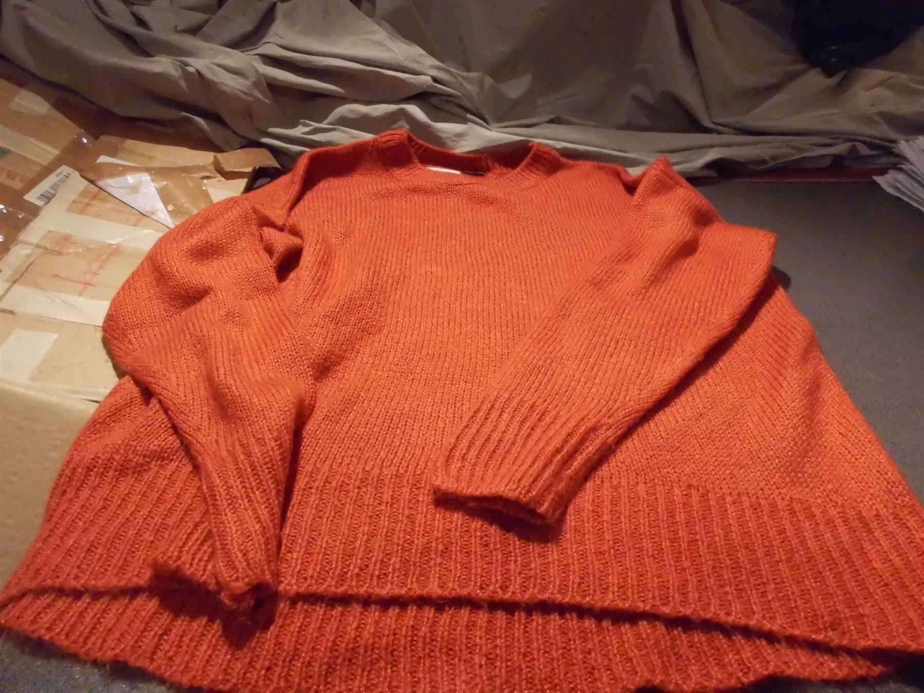 Zebra Maglioni & Felpe: Pullover Grösse S, Zebra, rostrot – Usato da Zürich venduto da abraxas1291