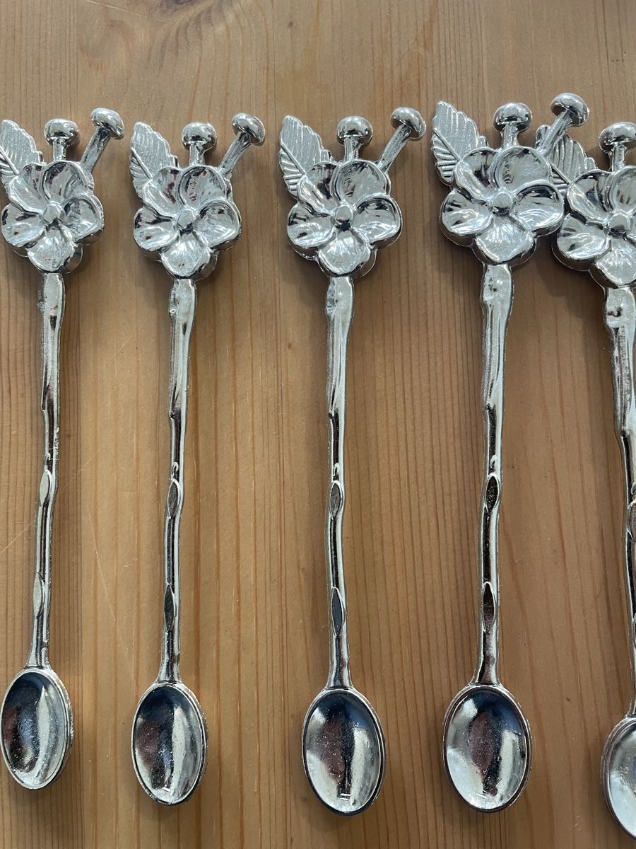 Cucchiai: Teelöffel mit blume – Usato da Dübendorf venduto da rocki07 3