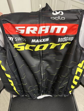 SCott SCRAM x ODLO