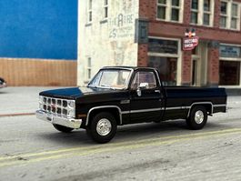 GMC Sierra Grande  Brekina H0 1/87