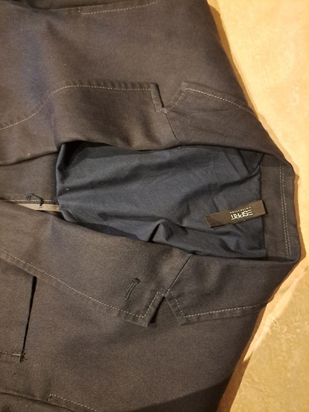 Esprit Lotti di vestiti: 2x Herren Sakko Esprit Gr.50 blau+ schwarz – Usato da Urdorf venduto da villakagu 1
