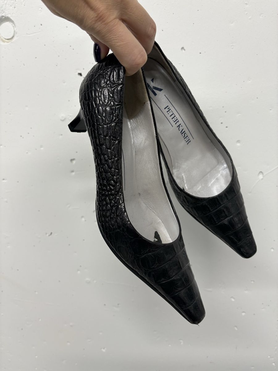 Kaiser Scarpe da donna: Peter Kaiser Leder Kroko-Pumps Gr. 4, 37  schwarz spitz – Usato da Regensdorf venduto da secondchancefashion 1