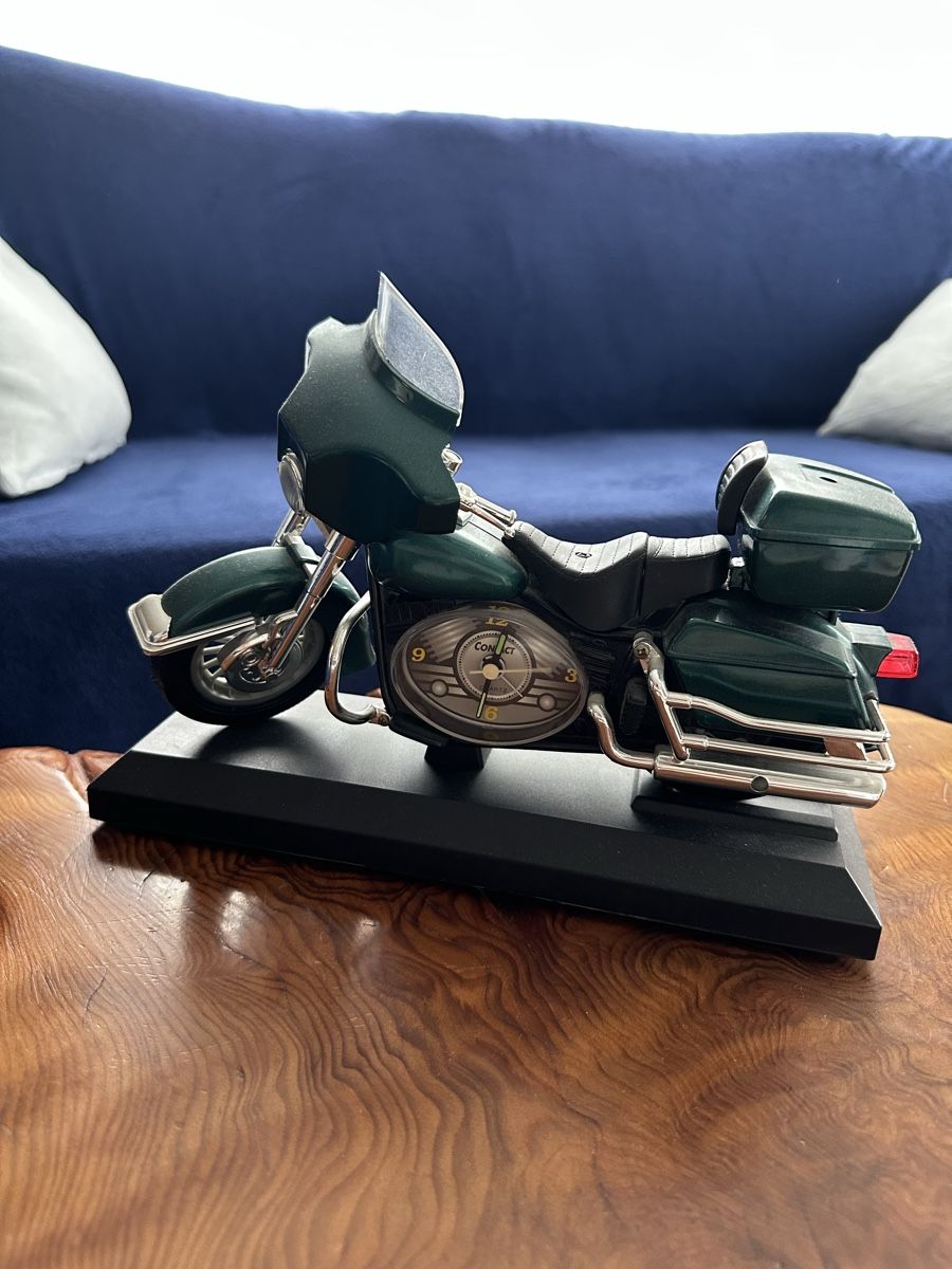 Orologi: Zwei Motorrad Tischuhren – Usato da Reinach BL venduto da bieeenchen 2