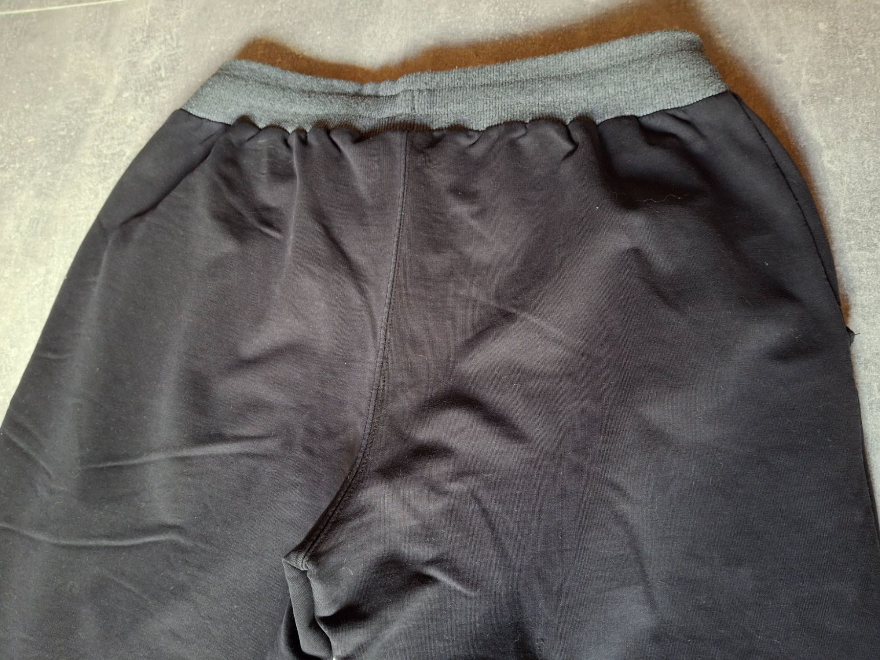 Pantaloni: Pantalon d intérieur - jogging taille L marque Brunex – Usato da Villiers venduto da san_jn5w 6