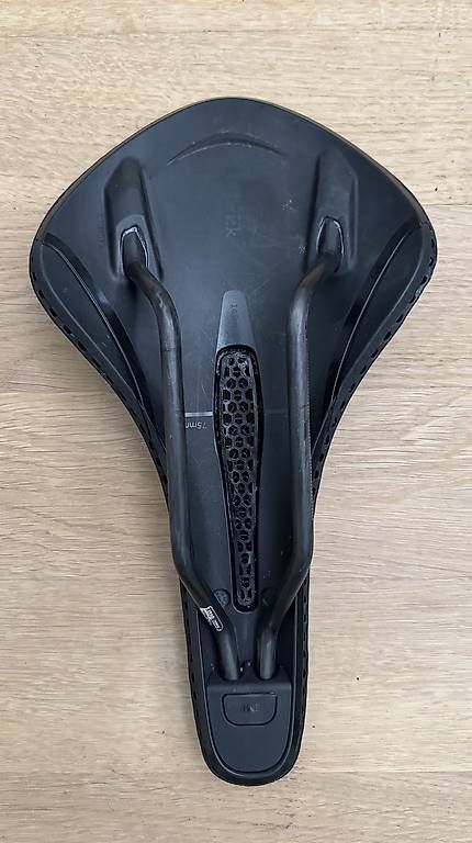 Fizik Pezzi di ricambio: Fizik Tempo Aliante R1 Adaptive 3D Sattel – Usato da Uettligen venduto da urbaner1 2