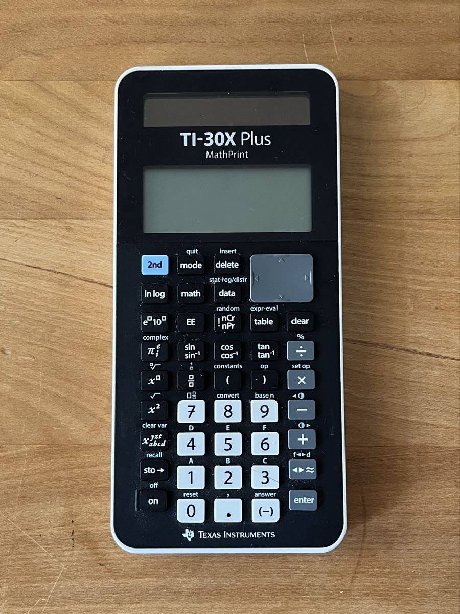Texas Instruments Taschenrechner: Taschenrechner Texas Instruments TI-30X Plus – Gebraucht aus Basel von Ritzibitzi
