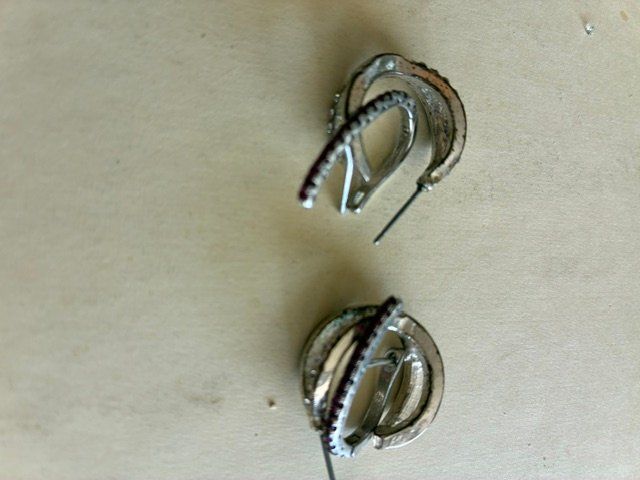 Orecchini pendenti & Orecchini a lobo: 2 paires boucle oreilles  argentées – Usato da Evilard venduto da nenette01 1