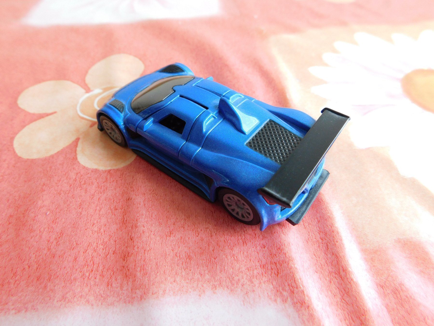 Siku Modellini d'auto: Siku Gumpert Apollo blau – Nuovo (secondo la descrizione) da Strengelbach venduto da Wedi73 3