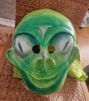 Grüne Alien Larve - Fasnacht
