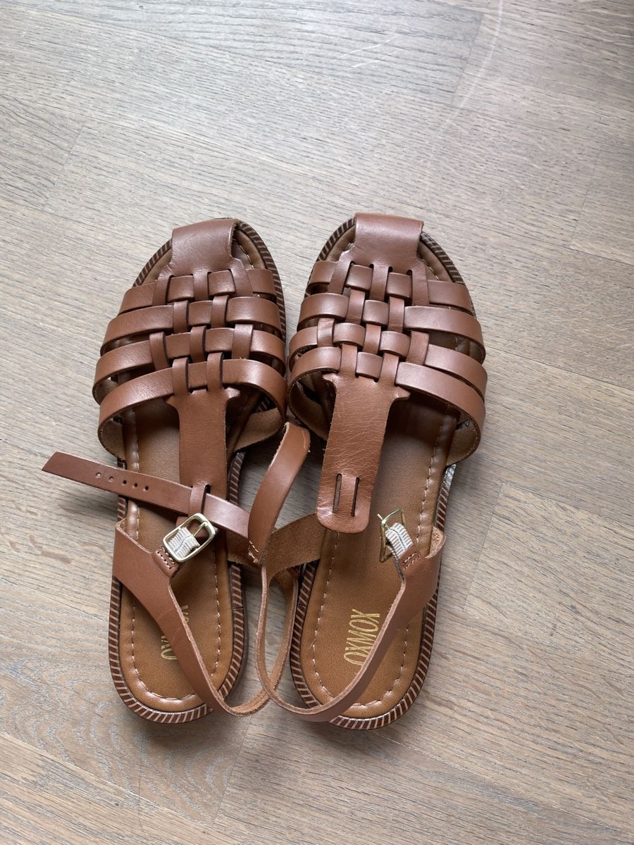 Scarpe da donna: Leder Sandale – Usato da Zürich venduto da favdiu11 1