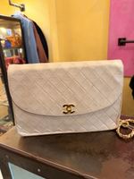 Chanel Vintage CC Logo Flap Shoulder Bag – Lambskin Beige