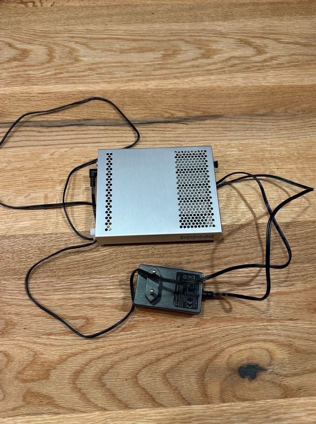 Mikrotik Modem & Router: Mikrotik CRS305-1G-4S+IN – Usato da Bülach venduto da venni0 4