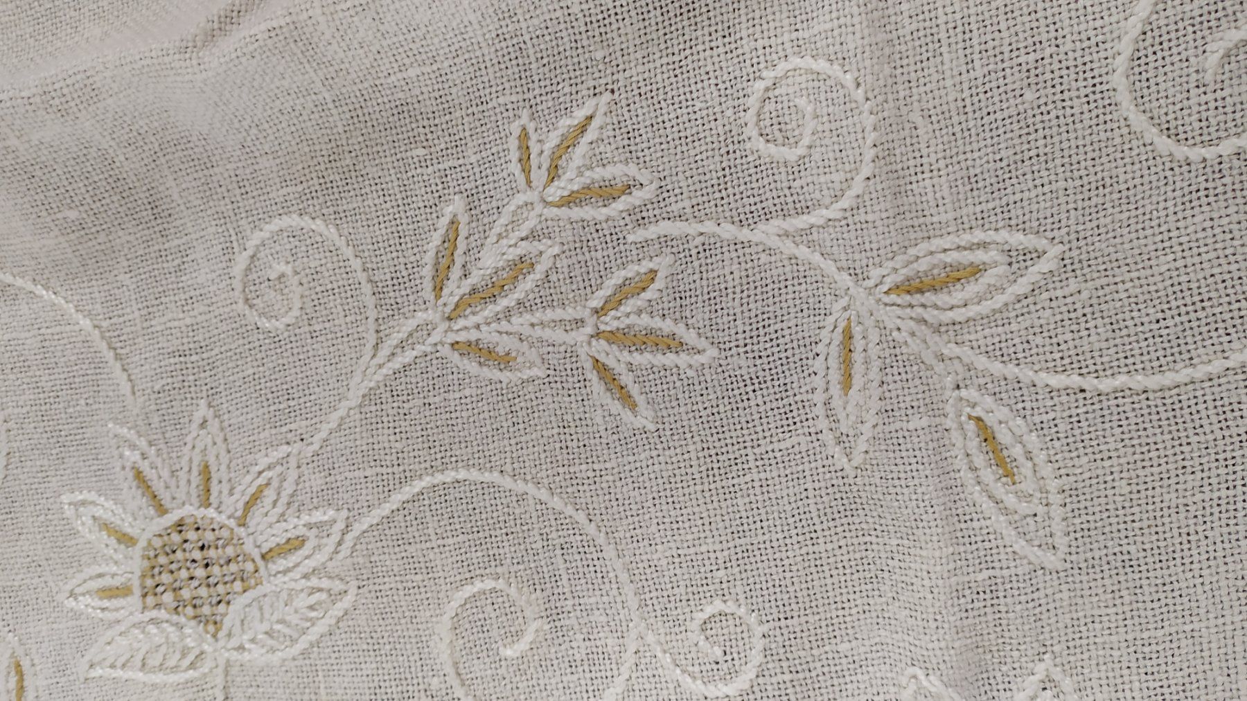 Altra biancheria da tavola: Nappe brodée, handmade – Nuovo (secondo la descrizione) da Chezard St-Martin venduto da Loucail 1