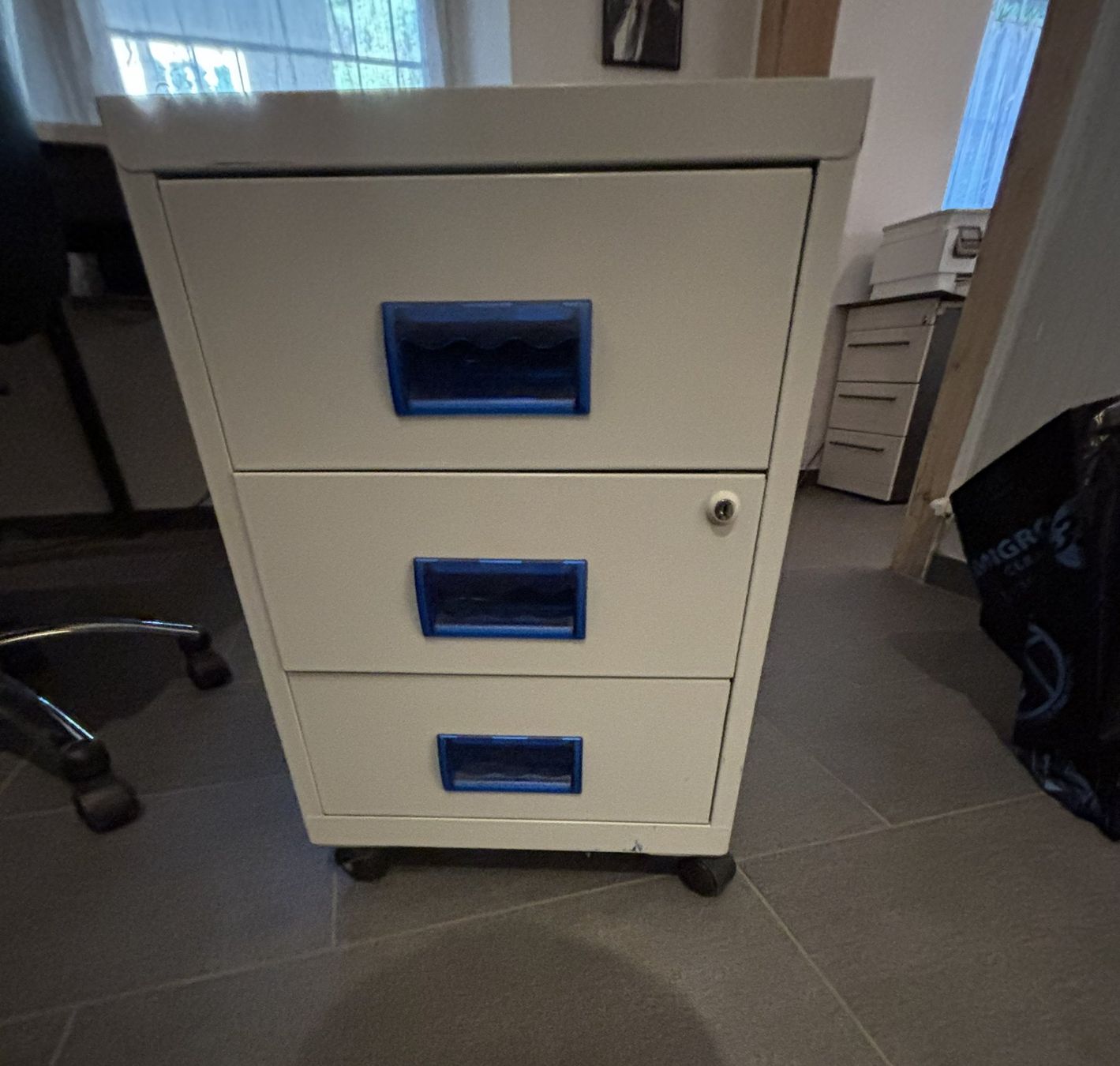 Banconi: Büro Korpus – Usato da Basel venduto da Arfa3 1
