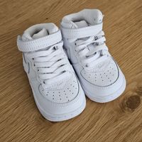 Chaussures bébé Nike Air Force 1 blanc neuf