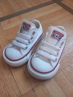 Converses bébé