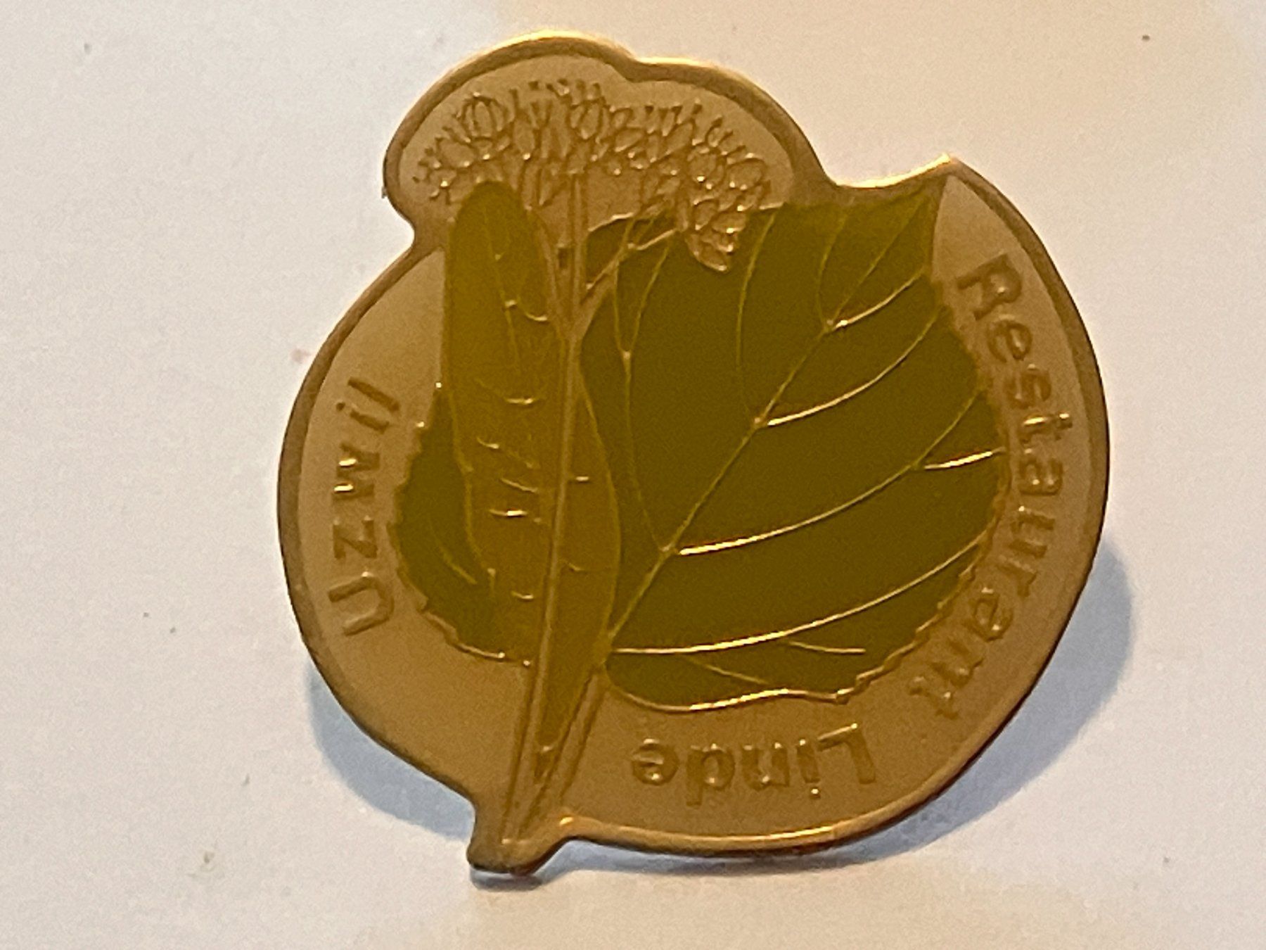 Placchette & Badge: 1 Pin Restaurant Linde Uzwil – Usato da Basel venduto da djwwpp