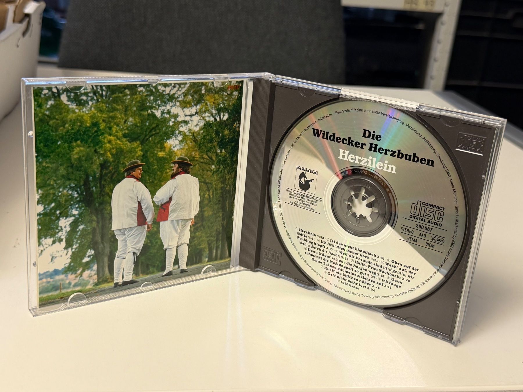 CDs: Die Wildecker Herzbuben - Herzilein - HB21D – Gebraucht aus Küsnacht ZH von Jazztilldawn 2