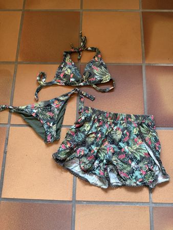 Bikini mit Shorts mit Tropenmuster, Calzedonia S