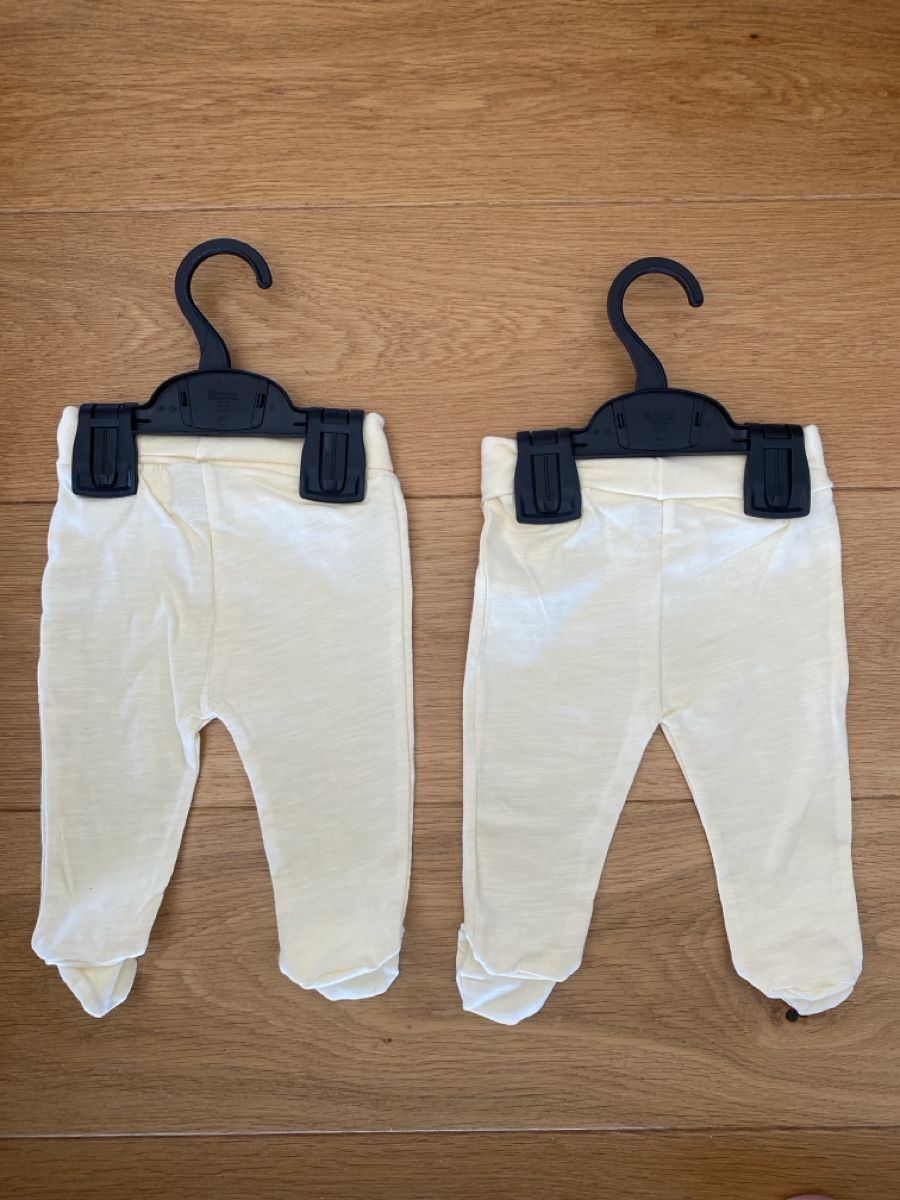 Pantaloni: Babyhose mit Füsschen Gr.56 – Nuovo e nell'imballaggio originale da Nottwil venduto da TOP_Saler 1