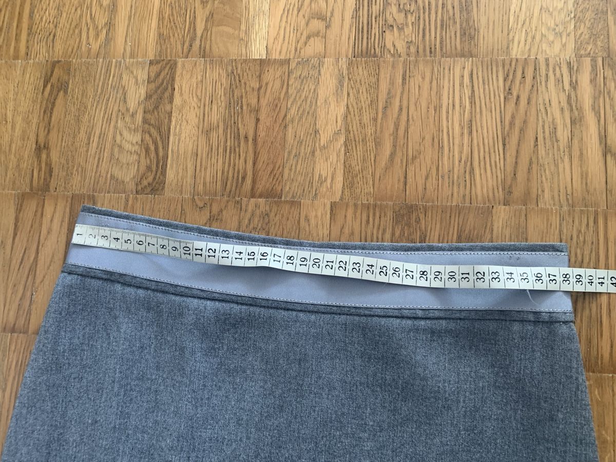 Gonne: Blumarine wollen jupe – Usato da Zürich venduto da Nikuska32 1