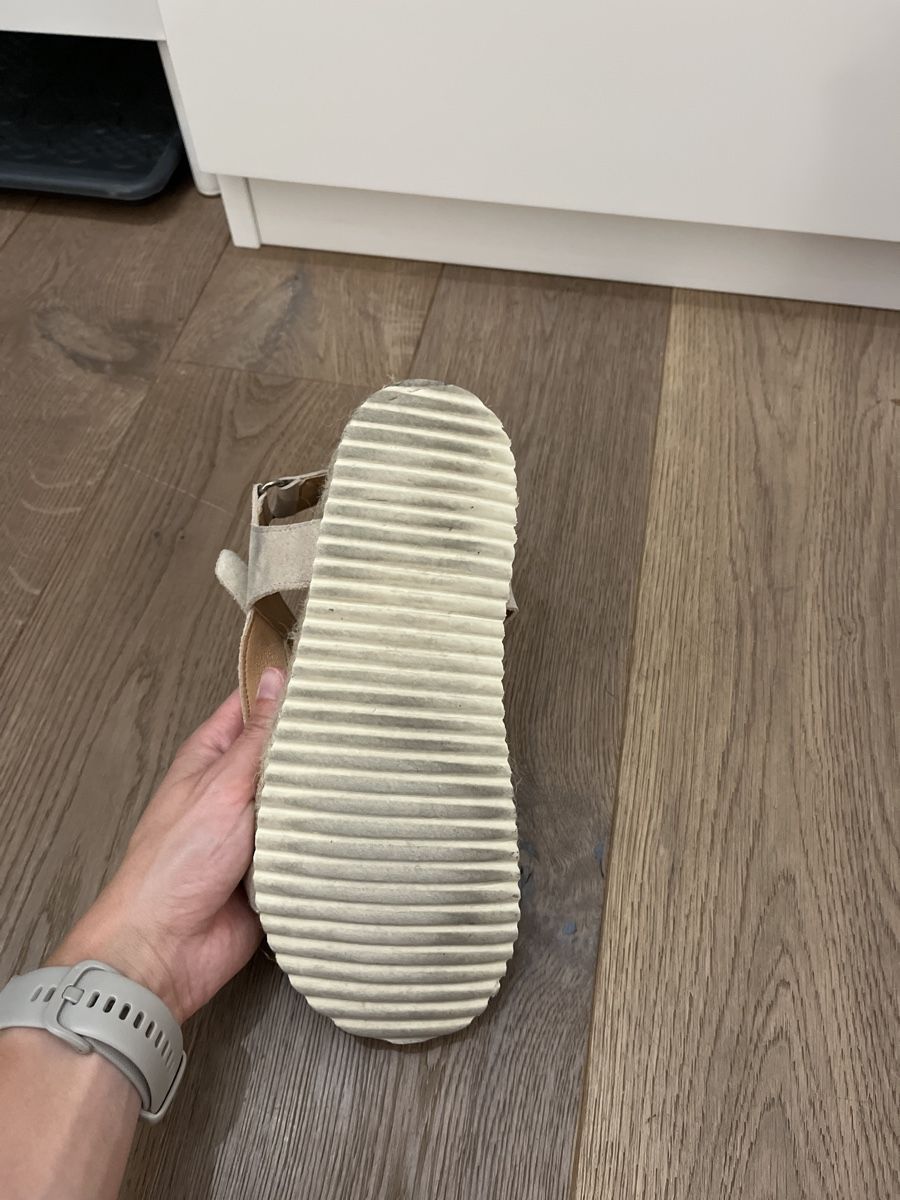 Scarpe da donna: Cypers Sandale Gr 37 – Usato da Richterswil venduto da ste_yzq7 1