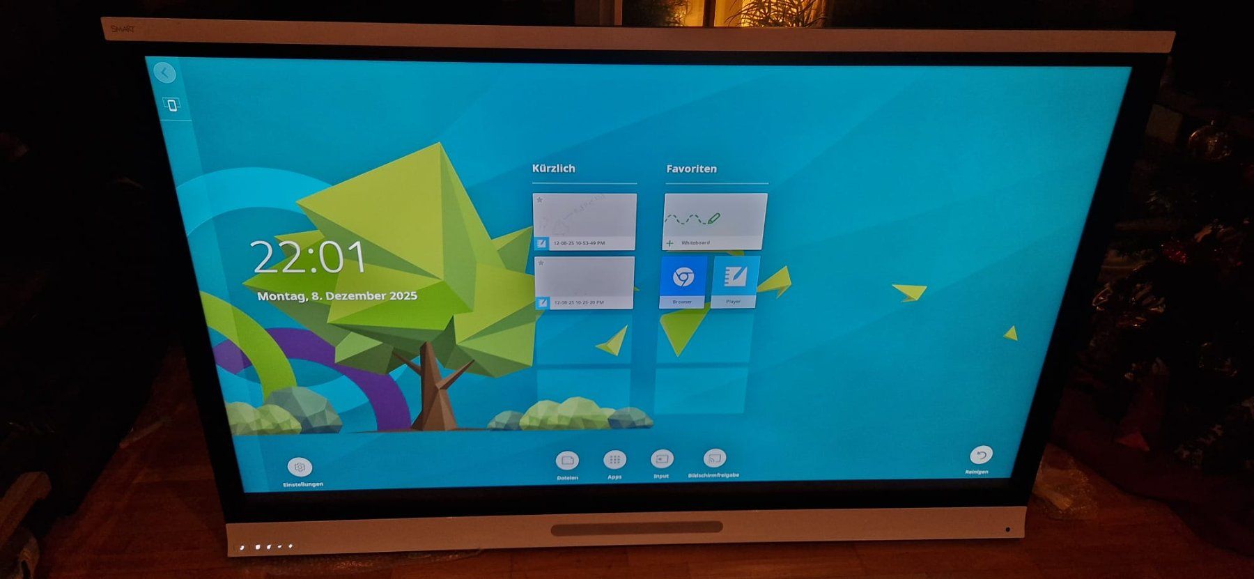 Monitor: LETZTES STÜCK 75" Touch Bildschirm – Usato da Zürich venduto da Toetsch