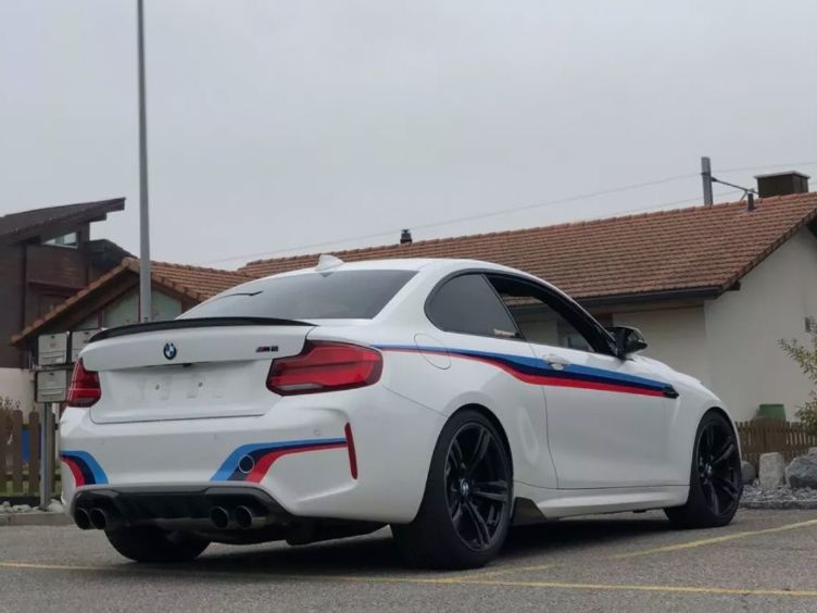 BMW Tutti pezzi di ricambio auto: BMW M2 - M Performance Stickers Original – Nuovo e nell'imballaggio originale da Obfelden venduto da RicardoHG
